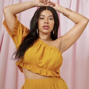 🌸4 for$25🌸One sleeve Crop top